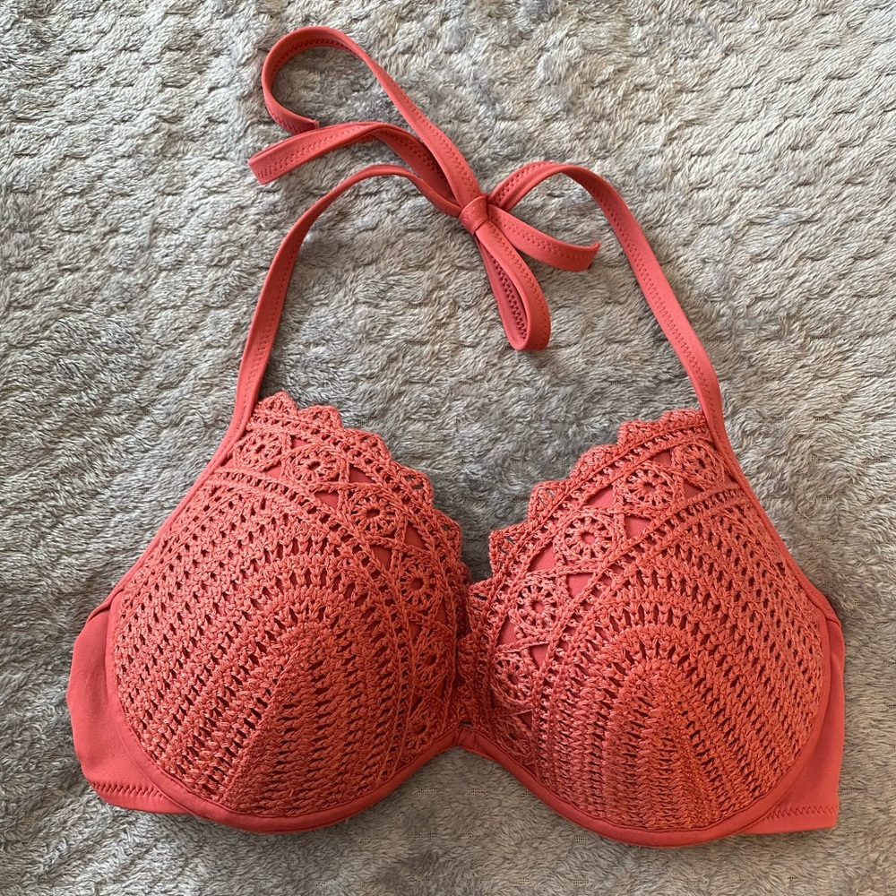 Never worn shade and shore swim top